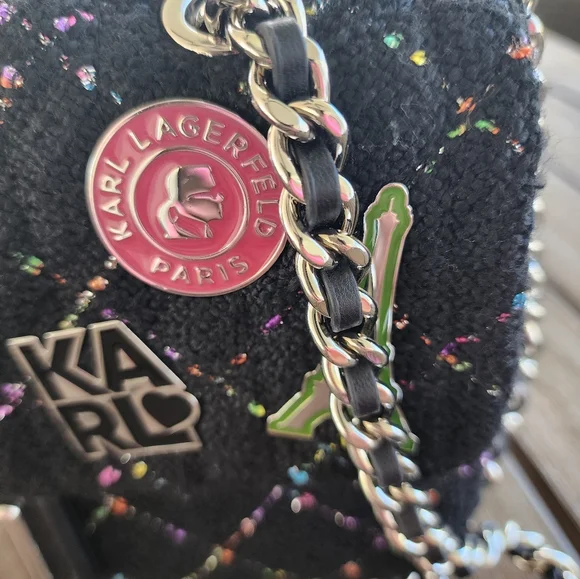 Black handbag - Picture 5 of 10